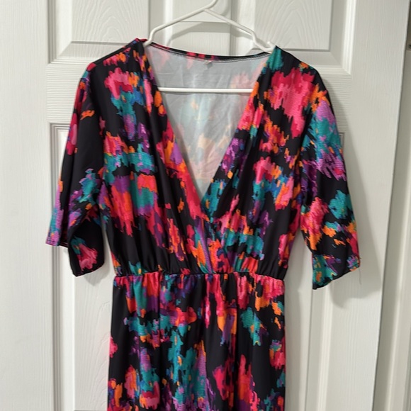 NWOT patterned maxi with cute belt - Picture 4 of 6